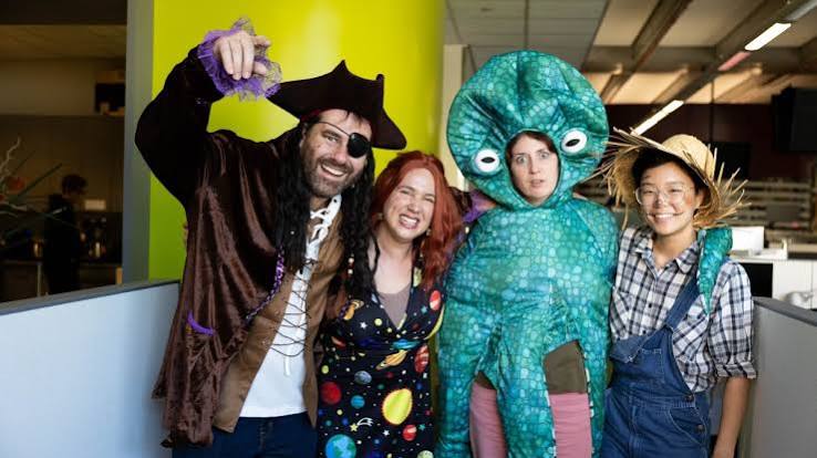 Halloween Costume Shop